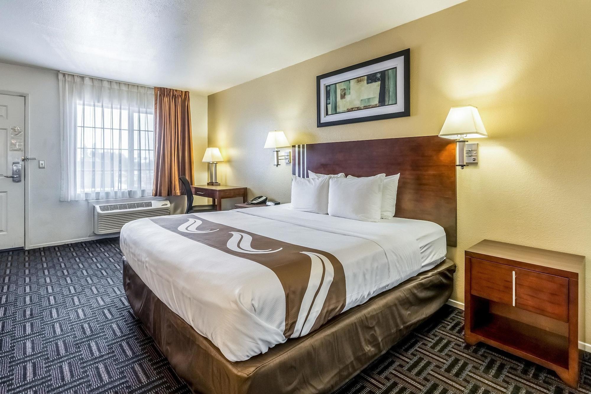 Quality Inn Fresno Near University Bagian luar foto