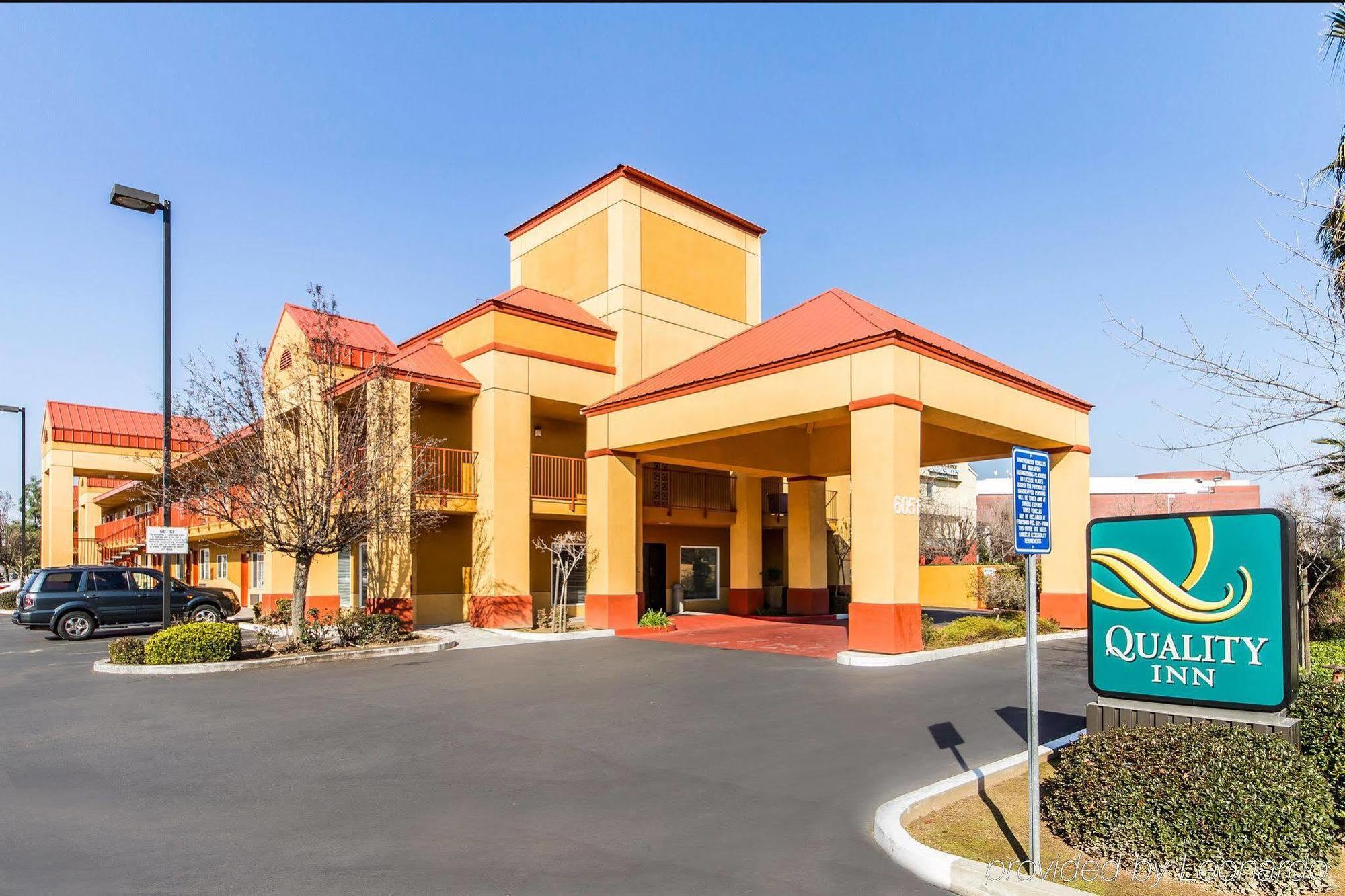 Quality Inn Fresno Near University Bagian luar foto