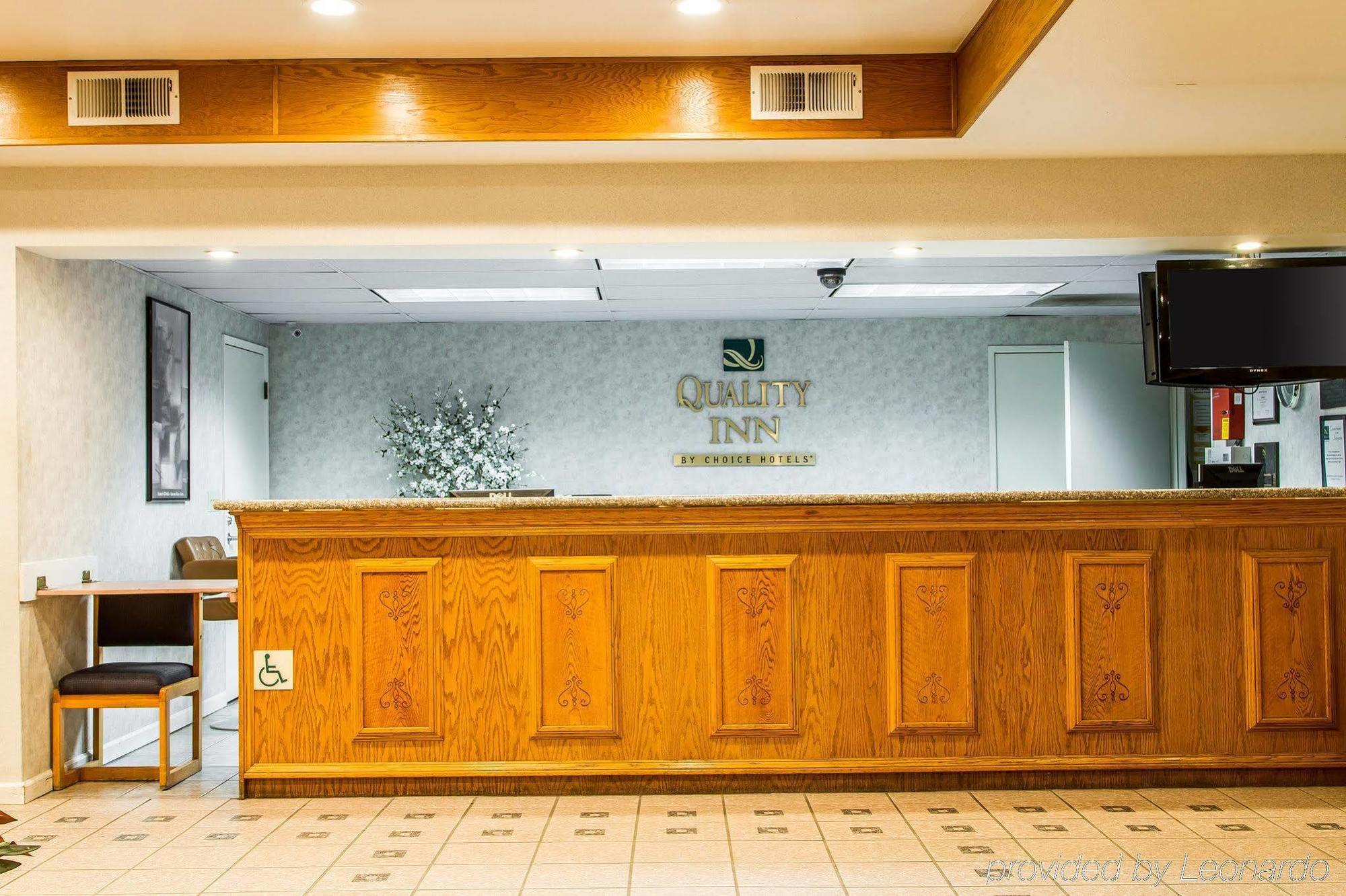 Quality Inn Fresno Near University Bagian luar foto
